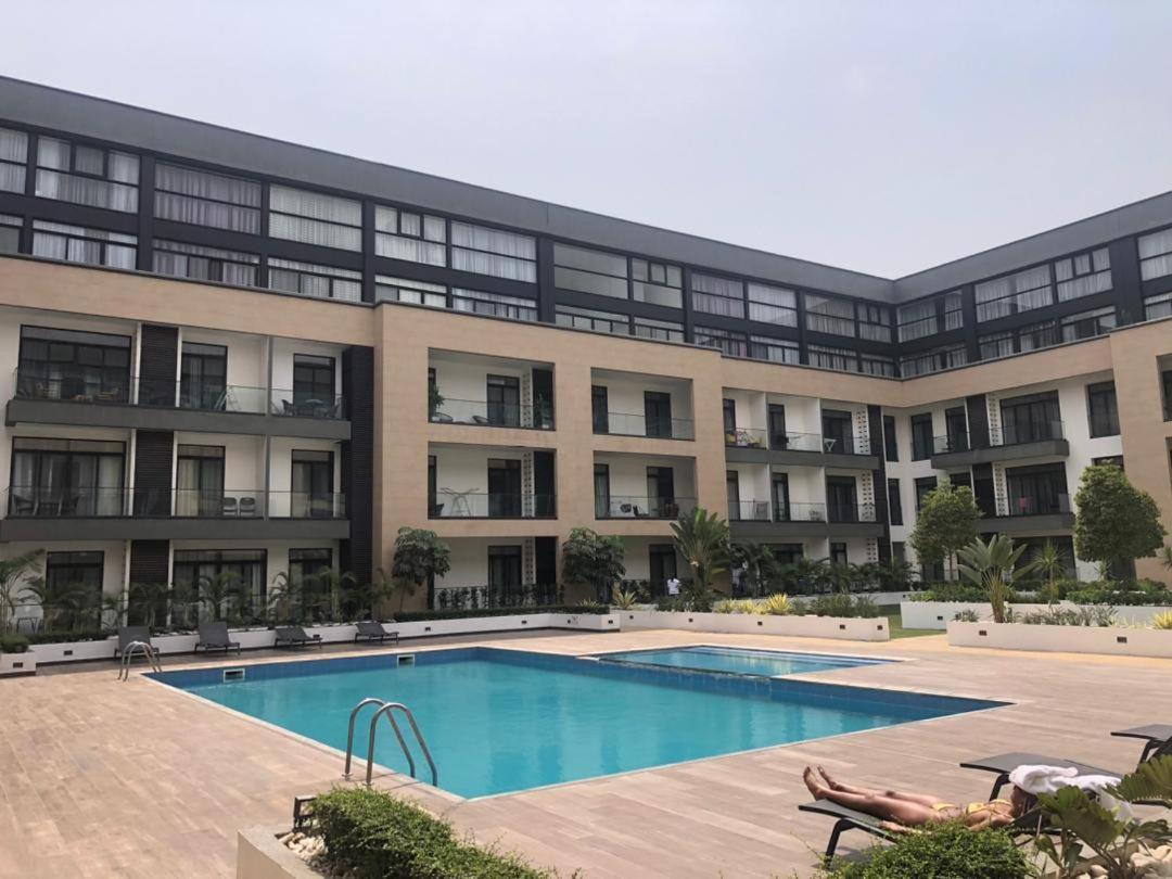 Enjoy Luxury Studio W/Pool @Embassy Gardens Akra Dış mekan fotoğraf