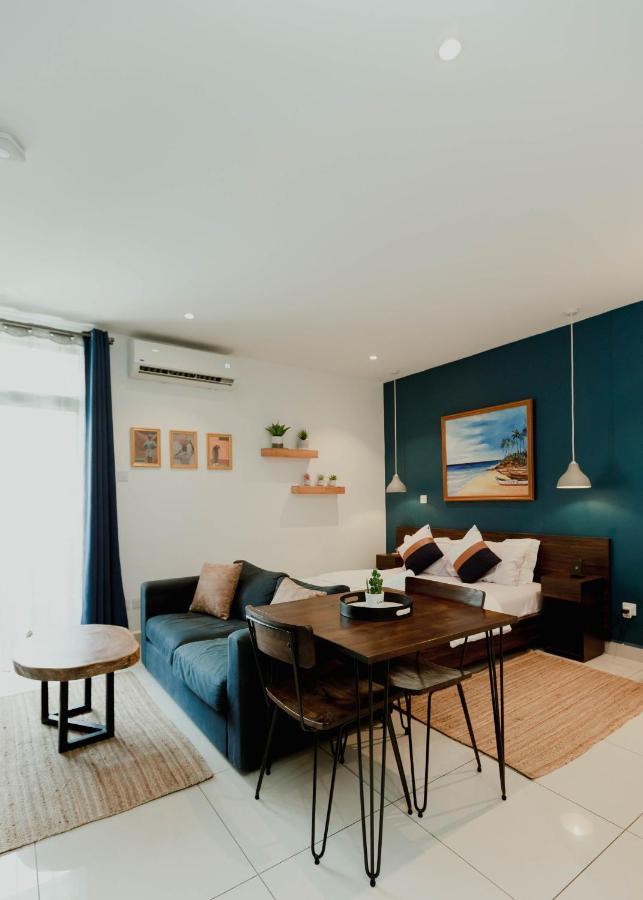Enjoy Luxury Studio W/Pool @Embassy Gardens Akra Dış mekan fotoğraf